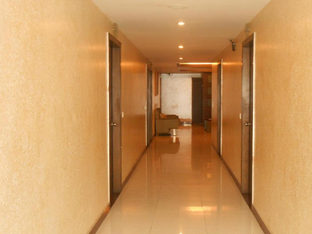 Hotel Crystal Retreat Агра Экстерьер фото